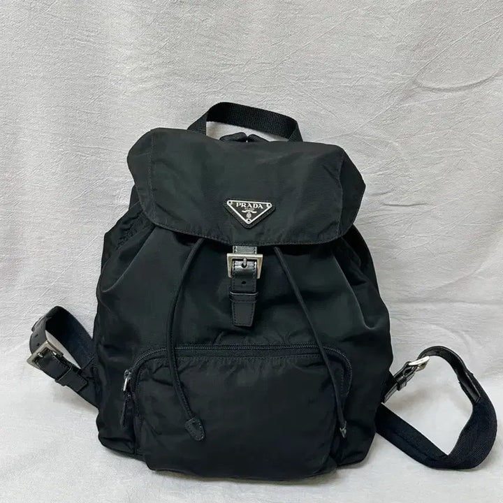 [BUNJANG] Prada One-Pocket Backpack Nylon Medium / 프라다 원포켓 백팩 나일론 포코노 미디엄