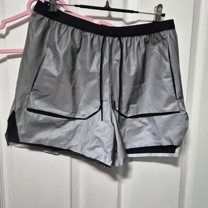 [BUNJANG] Nike Reflective Running Shorts / 나이키 반사 러닝반바지 트레이닝복