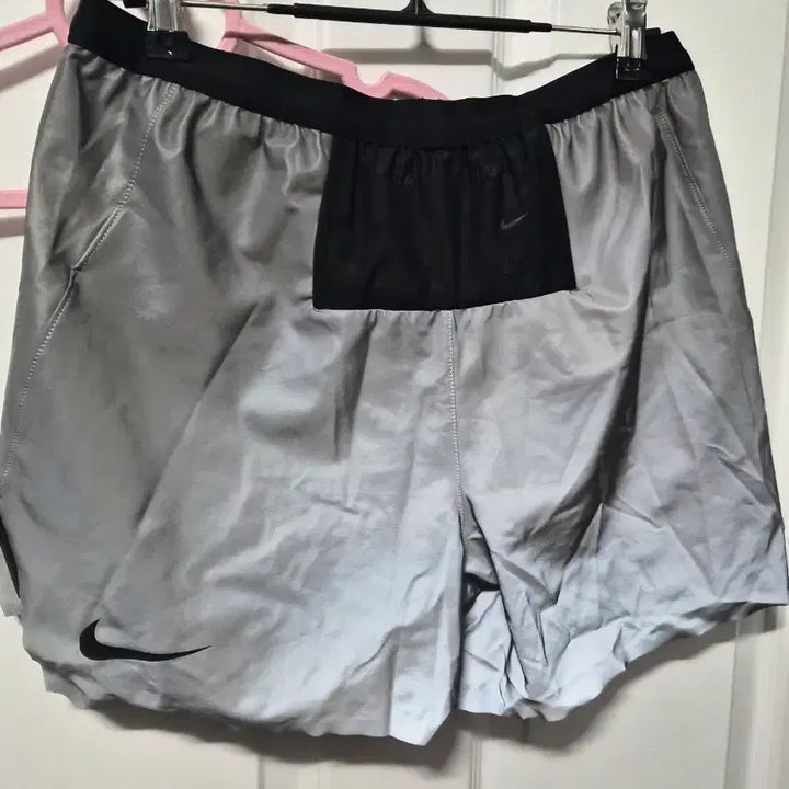 [BUNJANG] Nike Reflective Running Shorts / 나이키 반사 러닝반바지 트레이닝복