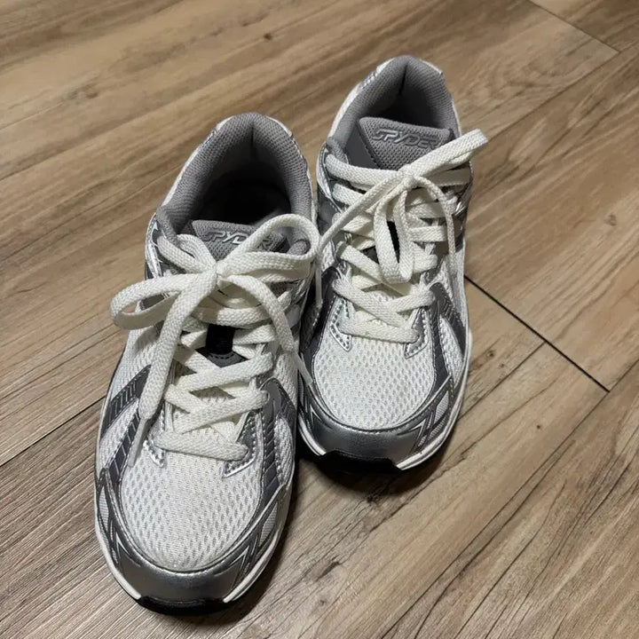 [BUNJANG] Spider Insider Sneakers / 스파이더 인사이더 운동화 팝니다