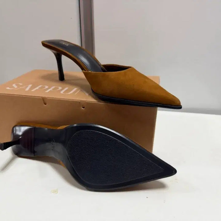 [BUNJANG] ZARA Mule 37 Size / [미개봉 새제품] 다리라인이뻐보임 정가 자라 뮬 37사이즈 떨이판매
