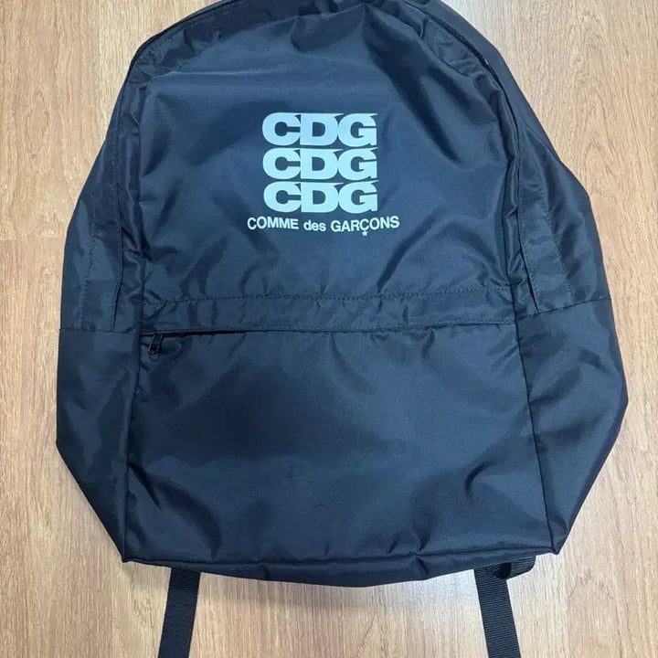 [BUNJANG] Comme des Garcons CDG Black Backpack / 꼼데가르송 CDG 블랙 백팩