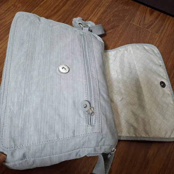 [BUNJANG] Kipling Shoulder Crossbody Bag / 키플링 숄더 크로스백 그레이색계열