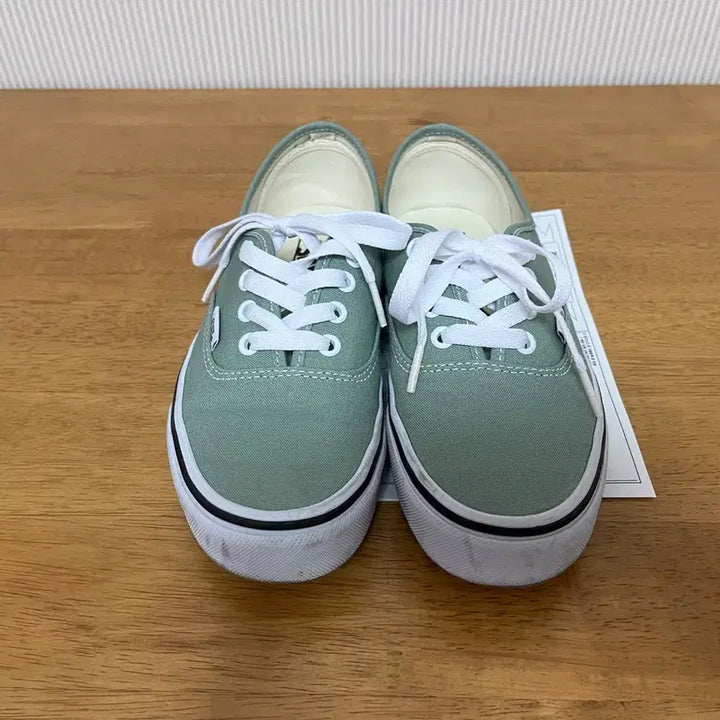 [BUNJANG] Vans Authentic Iceberg Green Sneakers / 반스 어센틱 아이스버그그린 235
