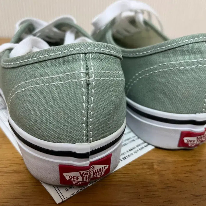 [BUNJANG] Vans Authentic Iceberg Green Sneakers / 반스 어센틱 아이스버그그린 235
