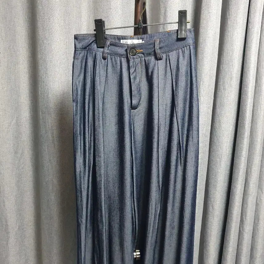 [BUNJANG] S Pintuck Premium Slacks / S핀턱 고급 슬랙스