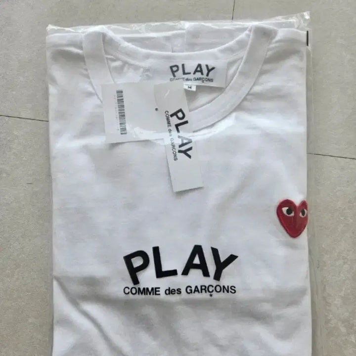 [SOLD OUT] 꼼데 긴팔티 미개봉 새상품