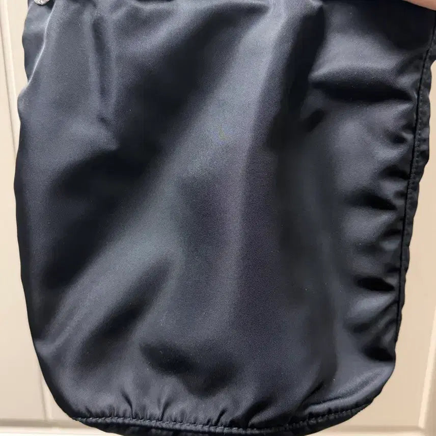 [BUNJANG] Prada Re-Nylon Pouch Bag / (정품) 프라다 리나일론 파우치백