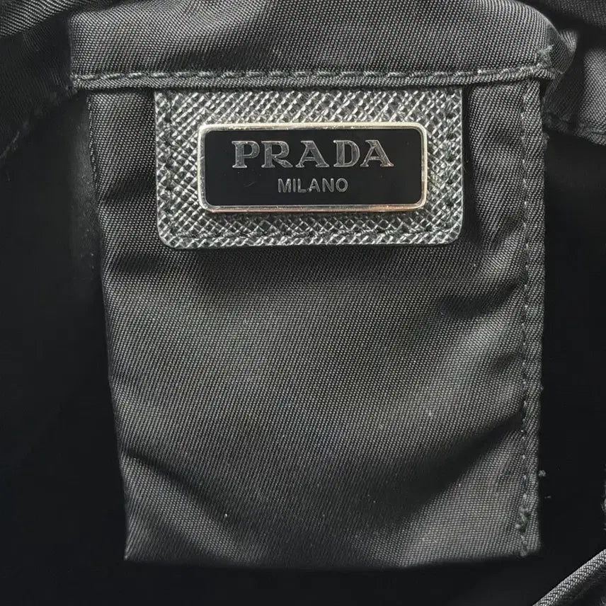 [BUNJANG] Prada Re-Nylon Pouch Bag / (정품) 프라다 리나일론 파우치백
