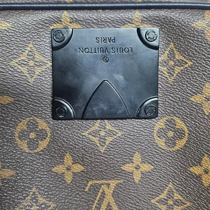 [BUNJANG] Louis Vuitton Monogram S-Lock Sling Bag M45807 / 루이비통 모노그램 S락 슬링백  M45807