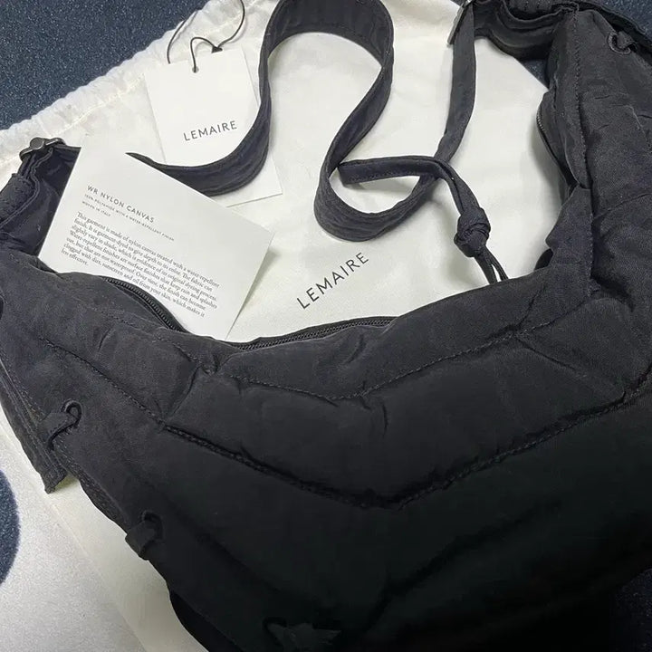 [BUNJANG] Lemaire Soft Game Bag Small / 르메르 소프트 게임 백 스몰