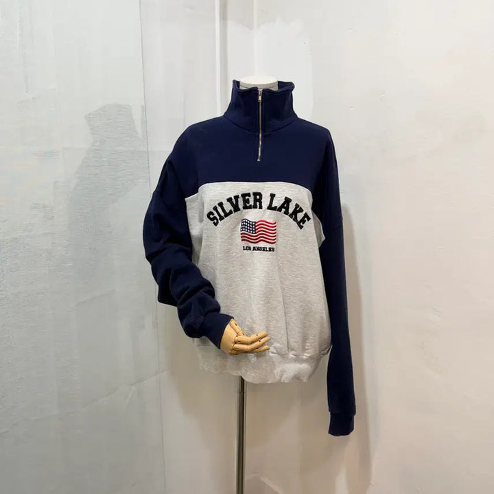 [BUNJANG] Mocostreet Half-Zip Sweatshirt / 모코스트릿 반집업맨투맨 스웻셔츠 4225