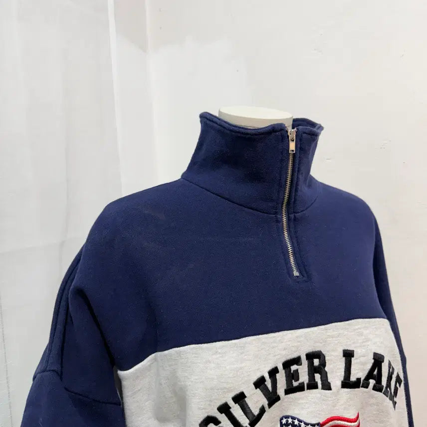 [BUNJANG] Mocostreet Half-Zip Sweatshirt / 모코스트릿 반집업맨투맨 스웻셔츠 4225