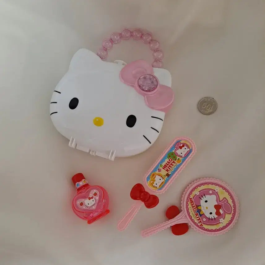 [BUNJANG] Hello Kitty Retro Cosmetic Set / 레트로 헬로티 백,브러쉬, 거울,케이스 세트 팔아요