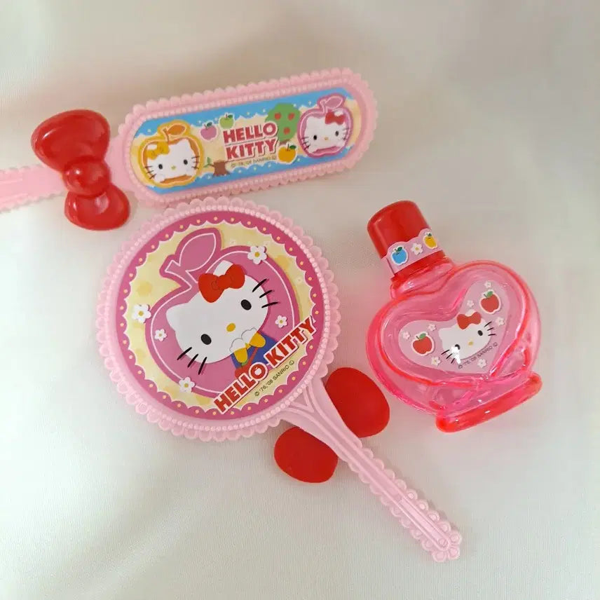 [BUNJANG] Hello Kitty Retro Cosmetic Set / 레트로 헬로티 백,브러쉬, 거울,케이스 세트 팔아요