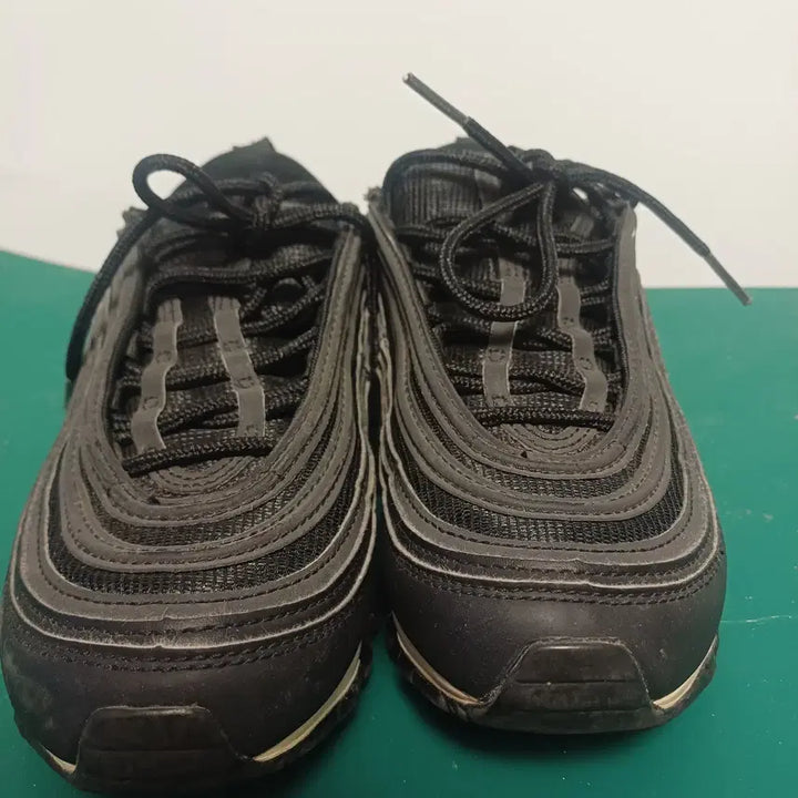 [BUNJANG] Nike Air Max 97 Triple Black (235mm) Sneakers / 나이키 에어맥스 97 트리플 블랙 (235mm)
