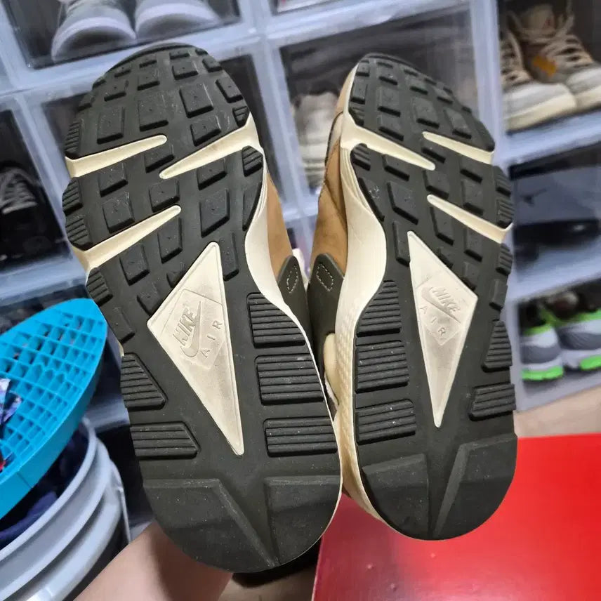 [BUNJANG] Nike Stussy Huarache 270 Sneakers / 나이키 스투시 허라취 270