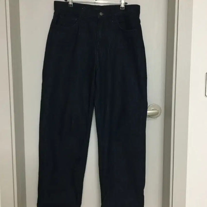 [BUNJANG] Uniqlo Wide Straight Jeans 30 Size / 유니클로 와이드 스트레이트 진 30 size