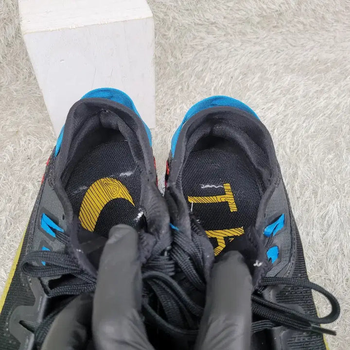 [BUNJANG] Nike Pegasus Trail 4 Black/Yellow Sneakers / 구제짱짱맨 270 나이키 페가수스 트레일 4 블랙/옐로우 스니커즈