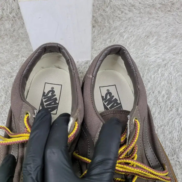[BUNJANG] Vans Old Skool Falcon Gumsole Sneakers / 구제짱짱맨 260 반스 올드스쿨 팔콘 검솔 스니커즈