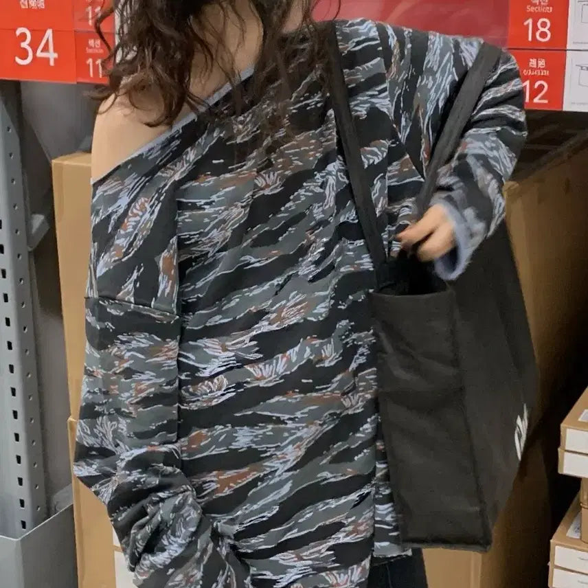 [BUNJANG] Camo Oversized T-shirt / <새상품> 카모 오버 티셔츠 1color