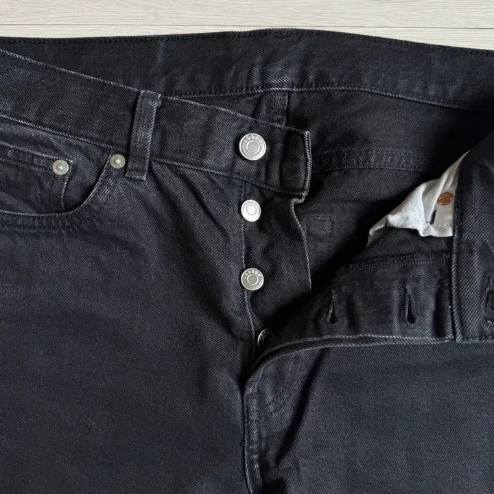 [BUNJANG] Arket Regular Crop Jeans (Black Denim) / 아르켓 레귤러 크롭 진 (흑청)