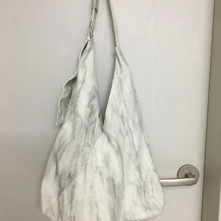[SOLD OUT] 스퀘어라인 Vimoe 비모에_White