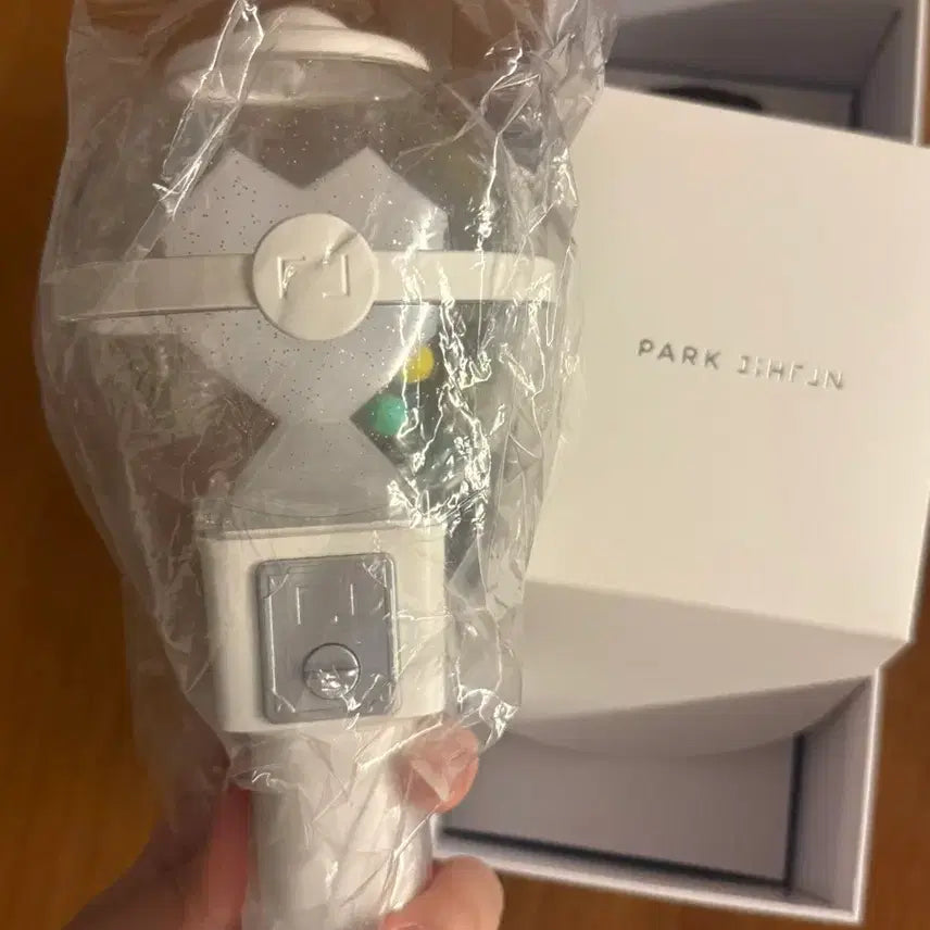 [BUNJANG] Park Jihoon Official Light Stick / 박지훈 응원봉 뽑봉 양도