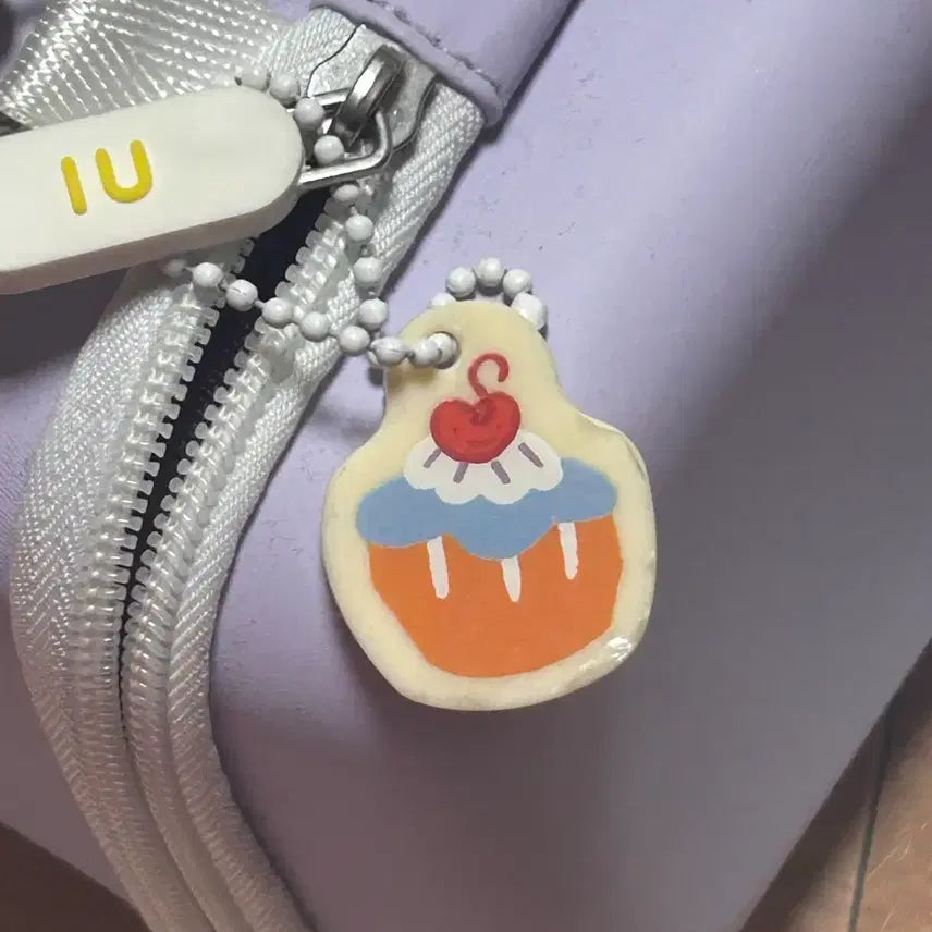 [BUNJANG] IU Concert Official Keyring / 아이유 콘서트 입장 키링 공식 굿즈