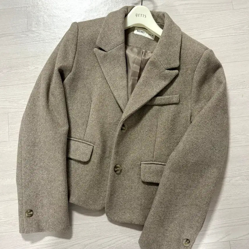 [SOLD OUT] 미쏘 테일러드 자켓 m