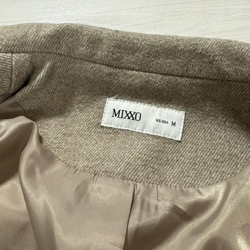 [SOLD OUT] 미쏘 테일러드 자켓 m