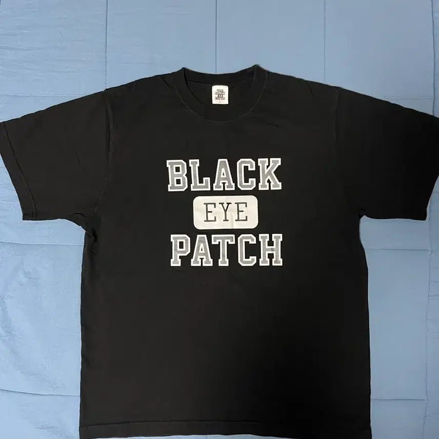 [BUNJANG] Black Eye Patch Short Sleeve T-Shirt (L) with Sticker / 블랙아이패치 반팔 L 스티커 증정!!