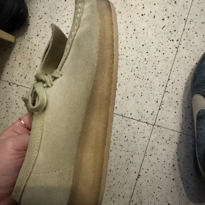 [BUNJANG] Clarks Wallabee Maple Suede Shoes (US 4.5/235mm) / 클락스 왈라비 메이플 스웨이드 235사이즈 판매해요
