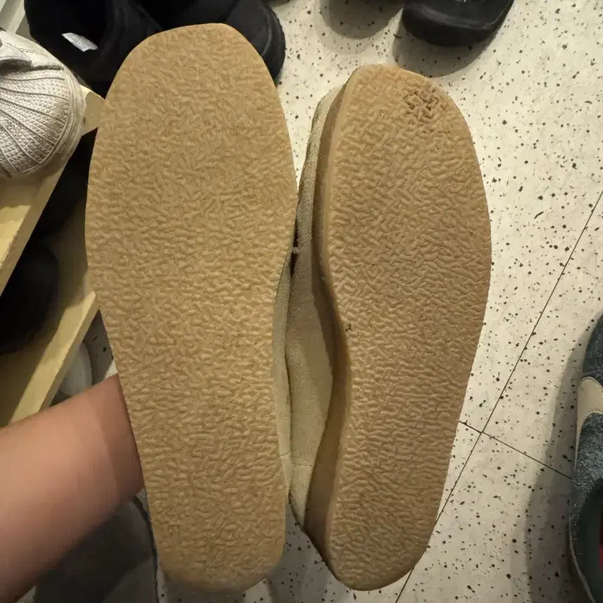 [BUNJANG] Clarks Wallabee Maple Suede Shoes (US 4.5/235mm) / 클락스 왈라비 메이플 스웨이드 235사이즈 판매해요