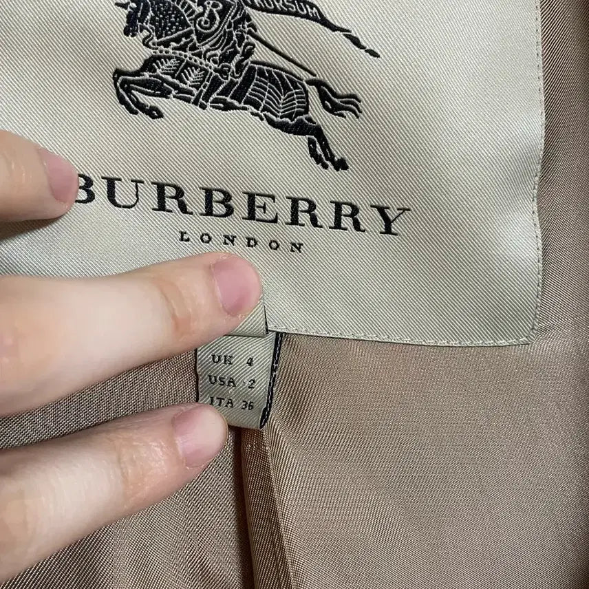 [BUNJANG] Burberry Check Coat / 버버리 체크 코트