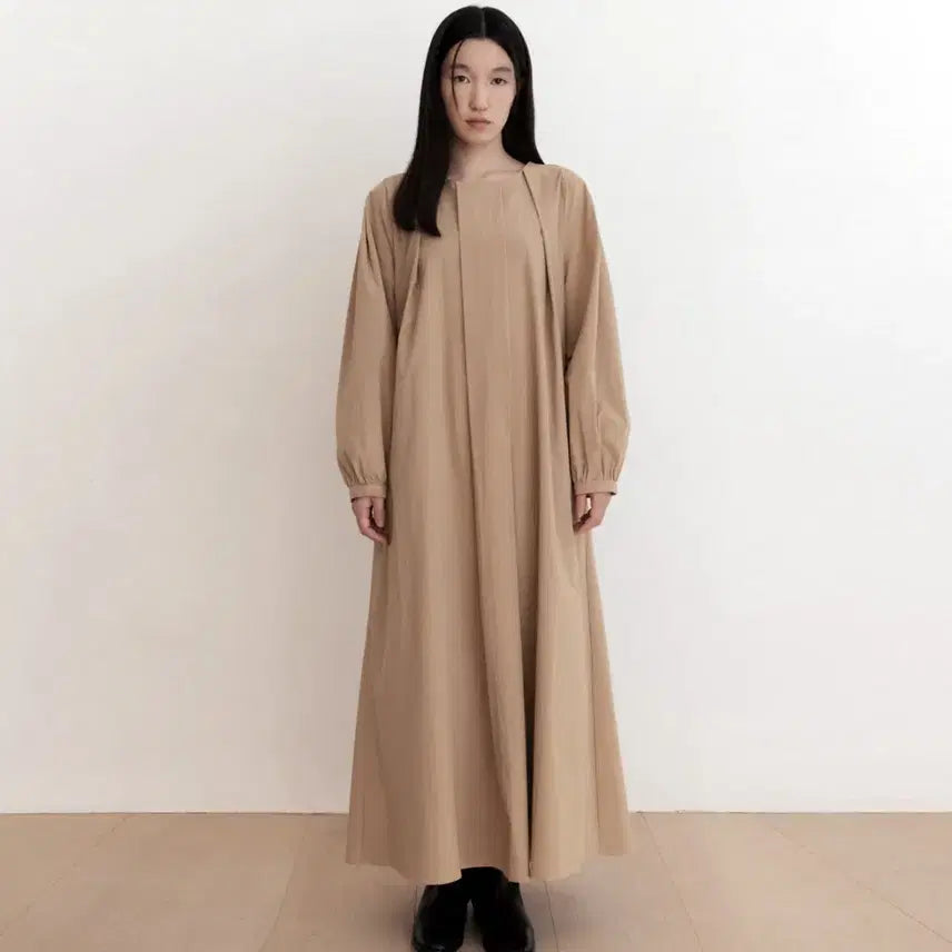 [BUNJANG] B.MUSE Venue Beige Vercro Maxi Dress / 비뮤즈(B.MUSE) 베뉴엣 베이지 벨르크원피스 롱기장 프리사이즈 새상품
