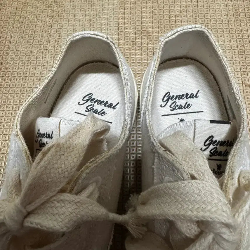 [BUNJANG] Mihara Yasuhiro General Scale Sneakers / 42 미하라야스히로 제너럴 스케일 스니커즈