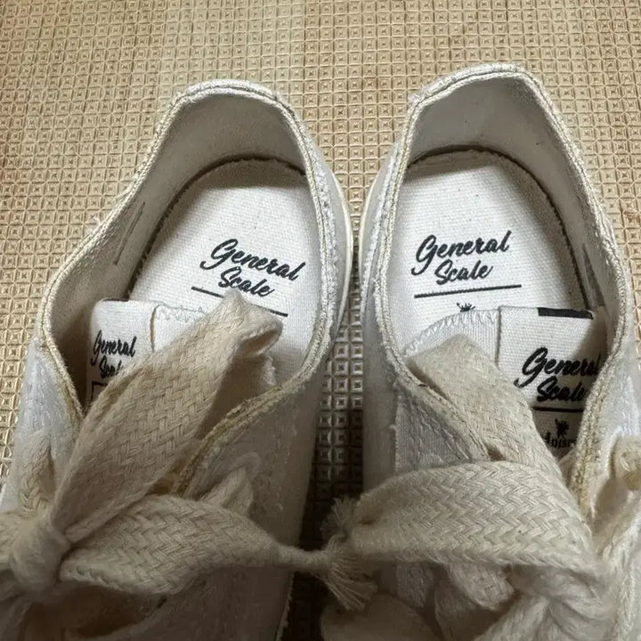 [BUNJANG] Mihara Yasuhiro General Scale Sneakers / 42 미하라야스히로 제너럴 스케일 스니커즈