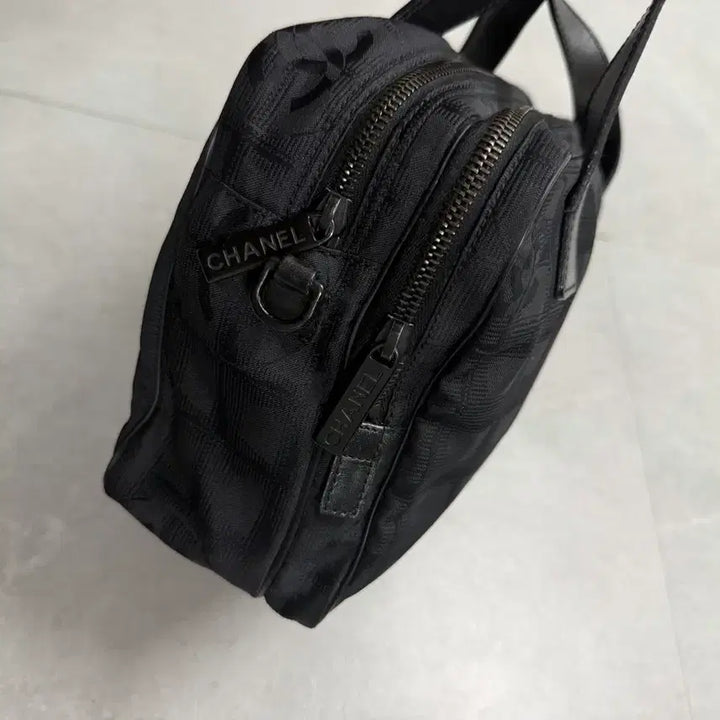 [BUNJANG] Chanel New Travel Bag / 샤넬 뉴 트래블