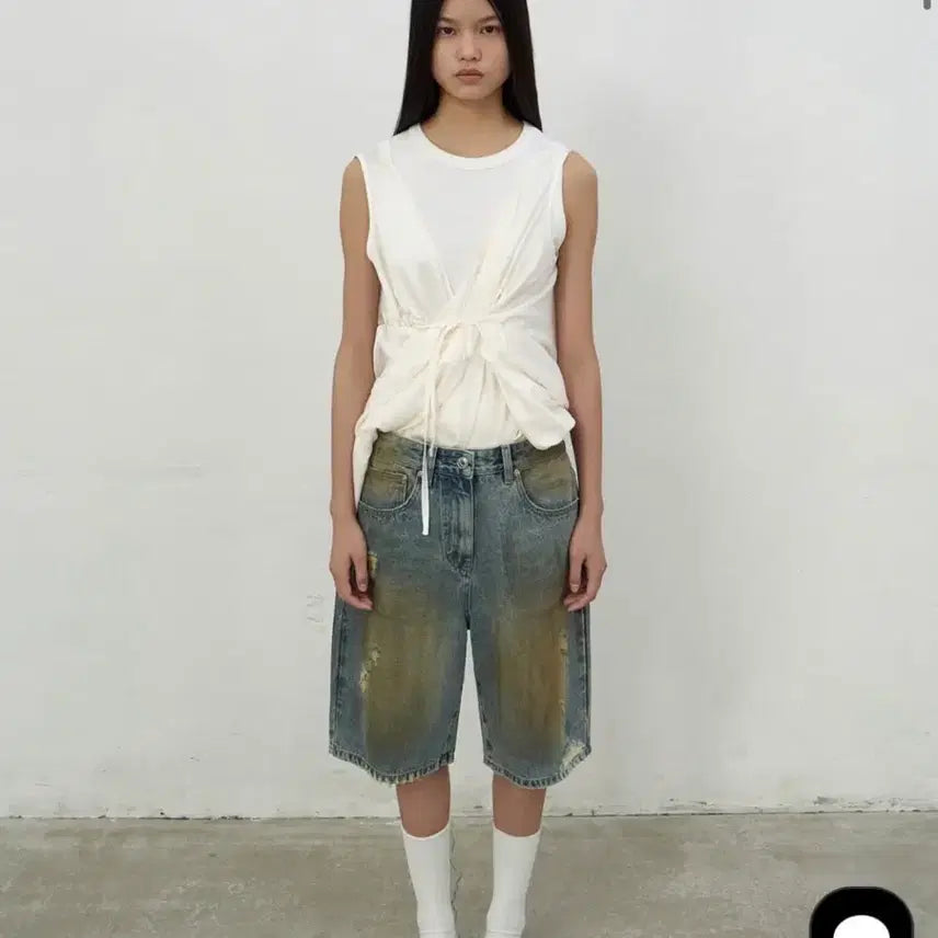 [SOLD OUT] LCDC washed blue denim shorts