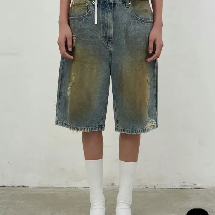 [SOLD OUT] LCDC washed blue denim shorts