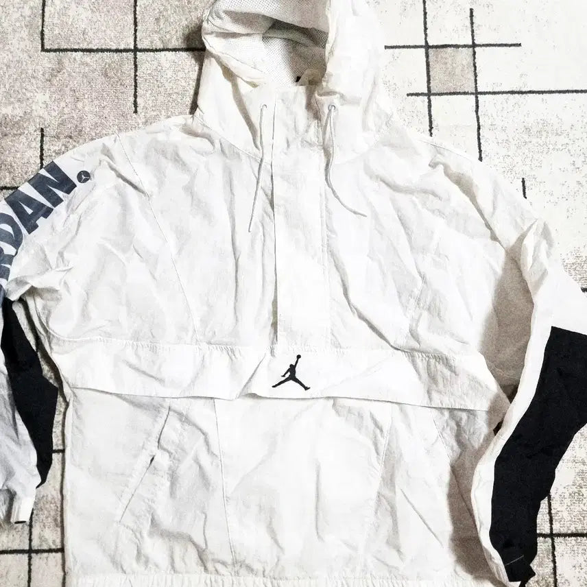 [BUNJANG] Nike Jordan Jumpman Anorak Half-Zip Windbreaker White XXL / 나이키 조던 점프맨 아노락 하프집업 바람막이 화이트 사이즈 XXL 110
