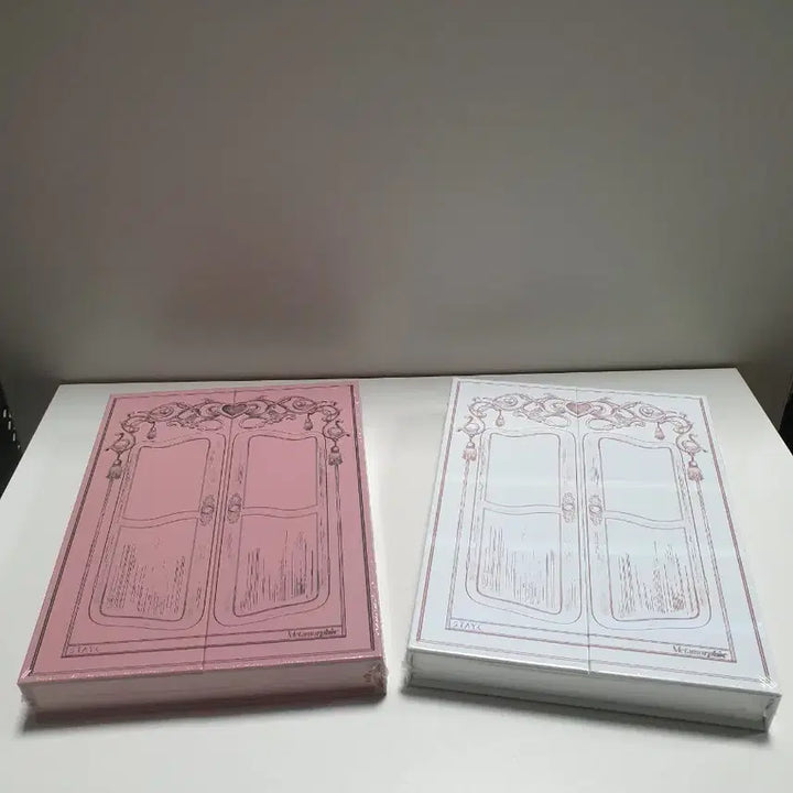 [BUNJANG] STAYC Metamorphic Album Pink/White Set / 스테이씨 Metamorphic 앨범 핑크/화이트 세트