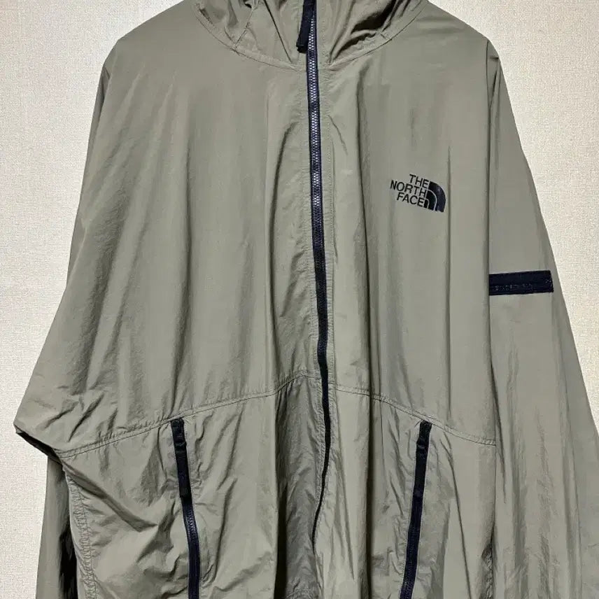 [BUNJANG] The North Face Windbreaker Jacket / 노스페이스 바람막이