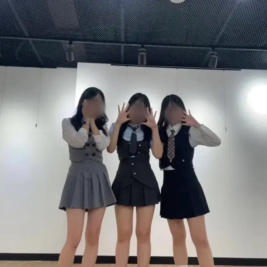 [BUNJANG] Preppy School Uniform Set with Headband / [머리띠 포함] 졸사 프레피룩 영국교복 주디 졸업사진