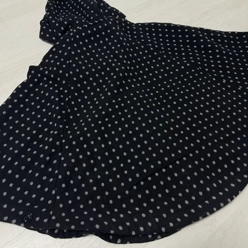 [BUNJANG] Mongrel Dot Hooded Cape Coat / 모리걸 도트 후드 케이프 코트 블랙 몽글 빈티지