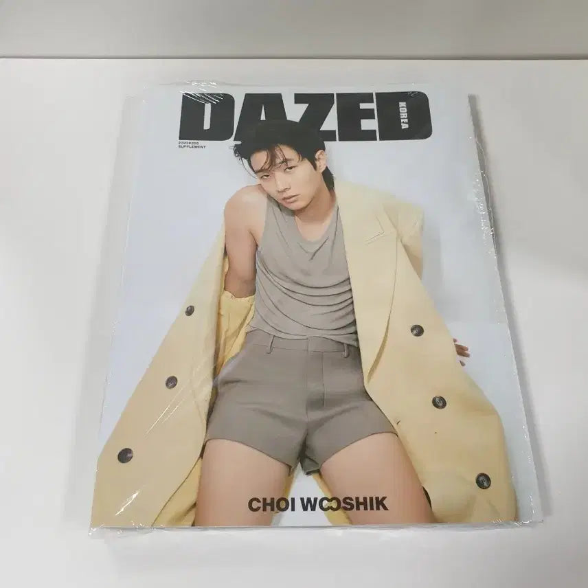[BUNJANG] Dazed Choi Woo-shik May 2023 Magazine / 데이즈드 최우식 2023 5월호 잡지