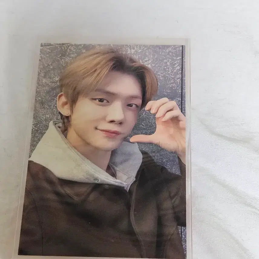 [BUNJANG] TXT Yeonjun Moazone Photocard / 모아콘 모아존 연준 포토카드 판매