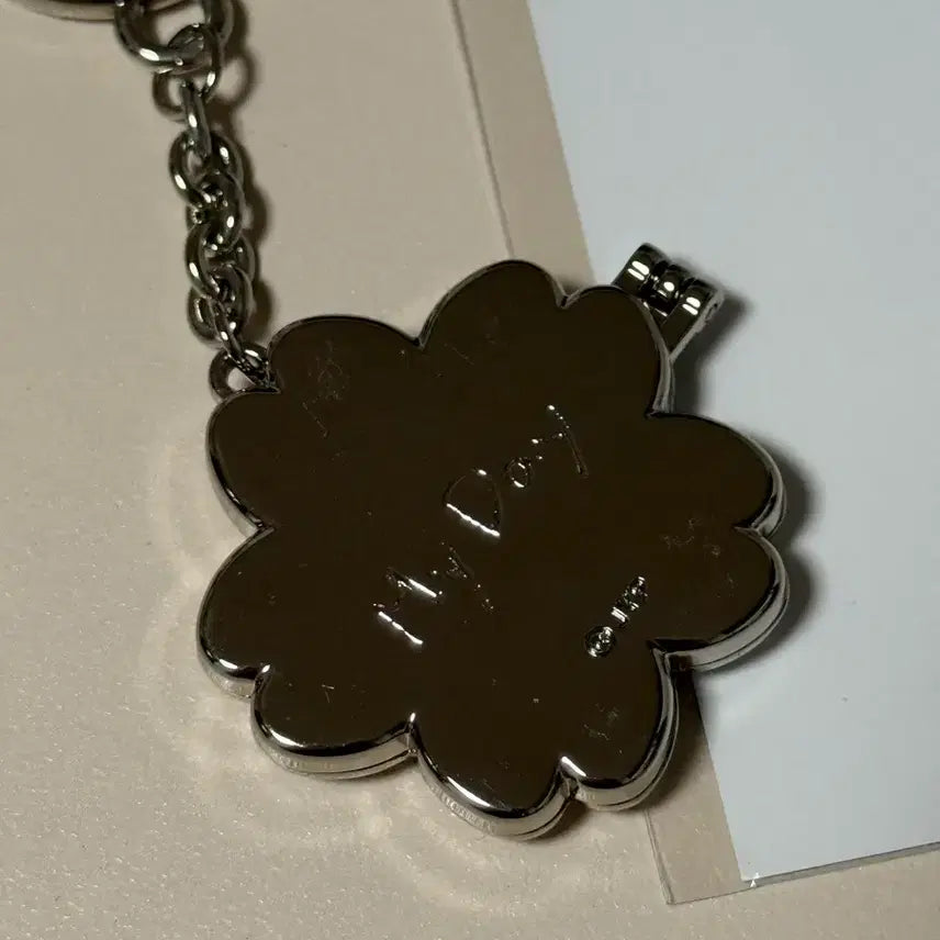 [BUNJANG] Day6 Young K Rocket Pendant / 데이식스 영케이 로켓팬던트