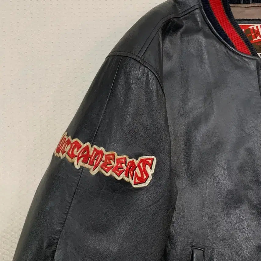 [BUNJANG] NFL Tampa Bay Buccaneers Leather Jacket / NFL Buccaneers Leather Jacket